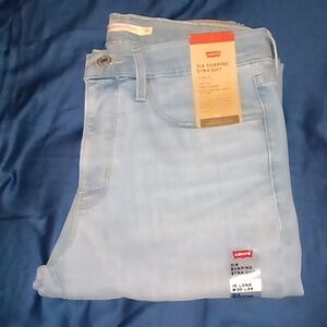 Levis